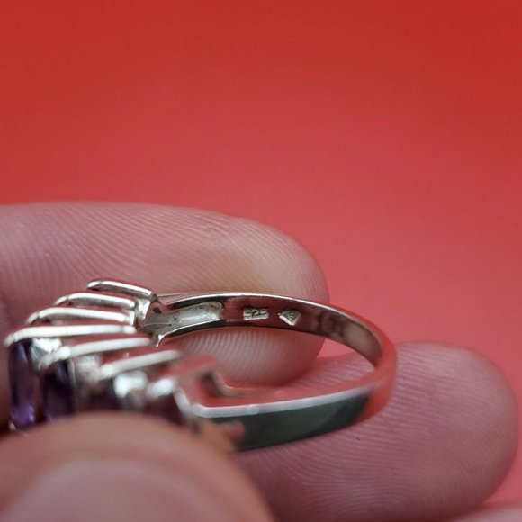 Size 6 925 Sterling Silver Seven Marquise Amethyst Gems Ring - Picture 6 of 9